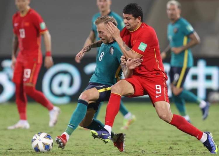 新掌门刚接手成都蓉城俱乐部，就有望收到三份惊喜大礼，引发热议